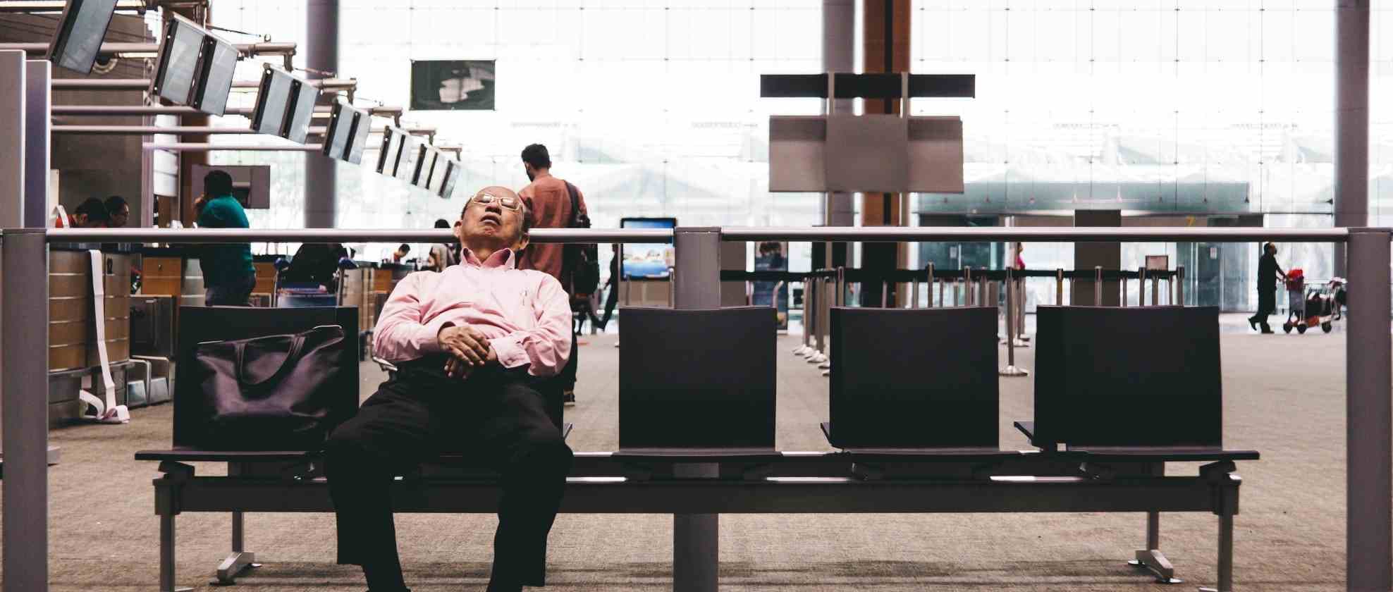 https://omnispace.blob.core.windows.net/image-article/article-252-15 lakukan langkah-langkah ini untuk mengurangi efek jetlag (1).jpg