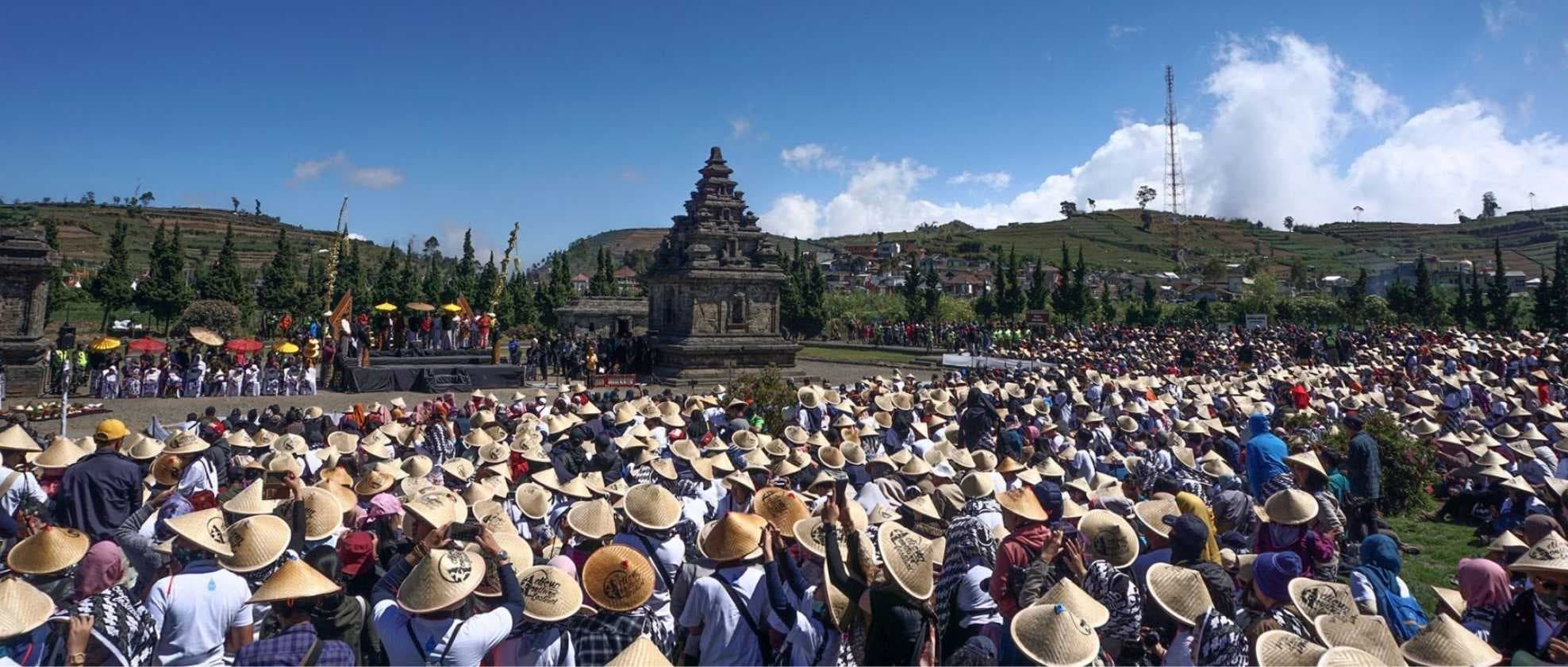 https://omnispace.blob.core.windows.net/image-article/article-327-08 xx hal yang harus dipersiapkan untuk datang ke Dieng Culture Festival.jpg