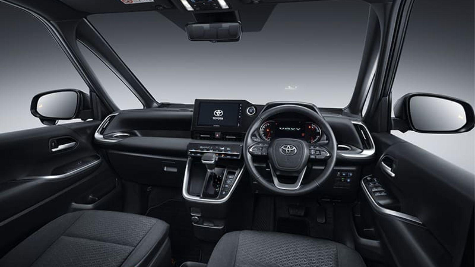 TRAC - LuxCar - Toyota Voxy - Interior 0.jpg