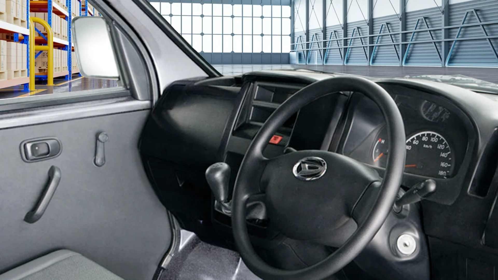 TRAC - MVP Car - Granmax Minibus Interior 02.jpg