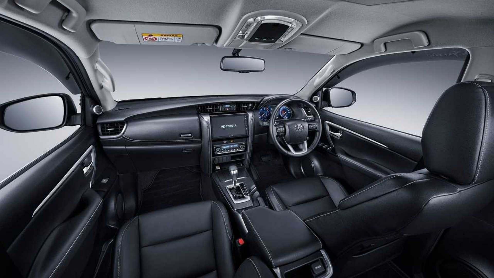 TRAC - SUV Car - Toyota Fortuner - Interior 0 (2).jpg