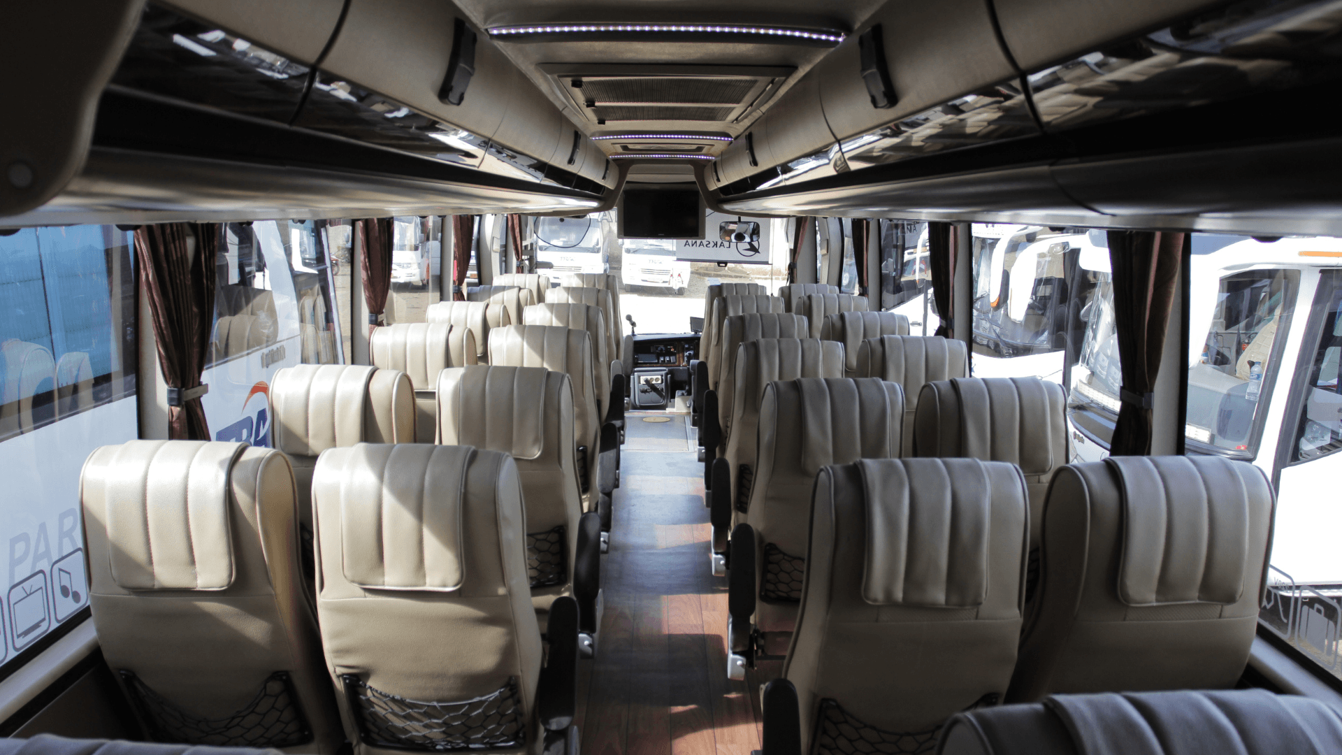 TRAC - MediumBus - Seat 35 - int2.png