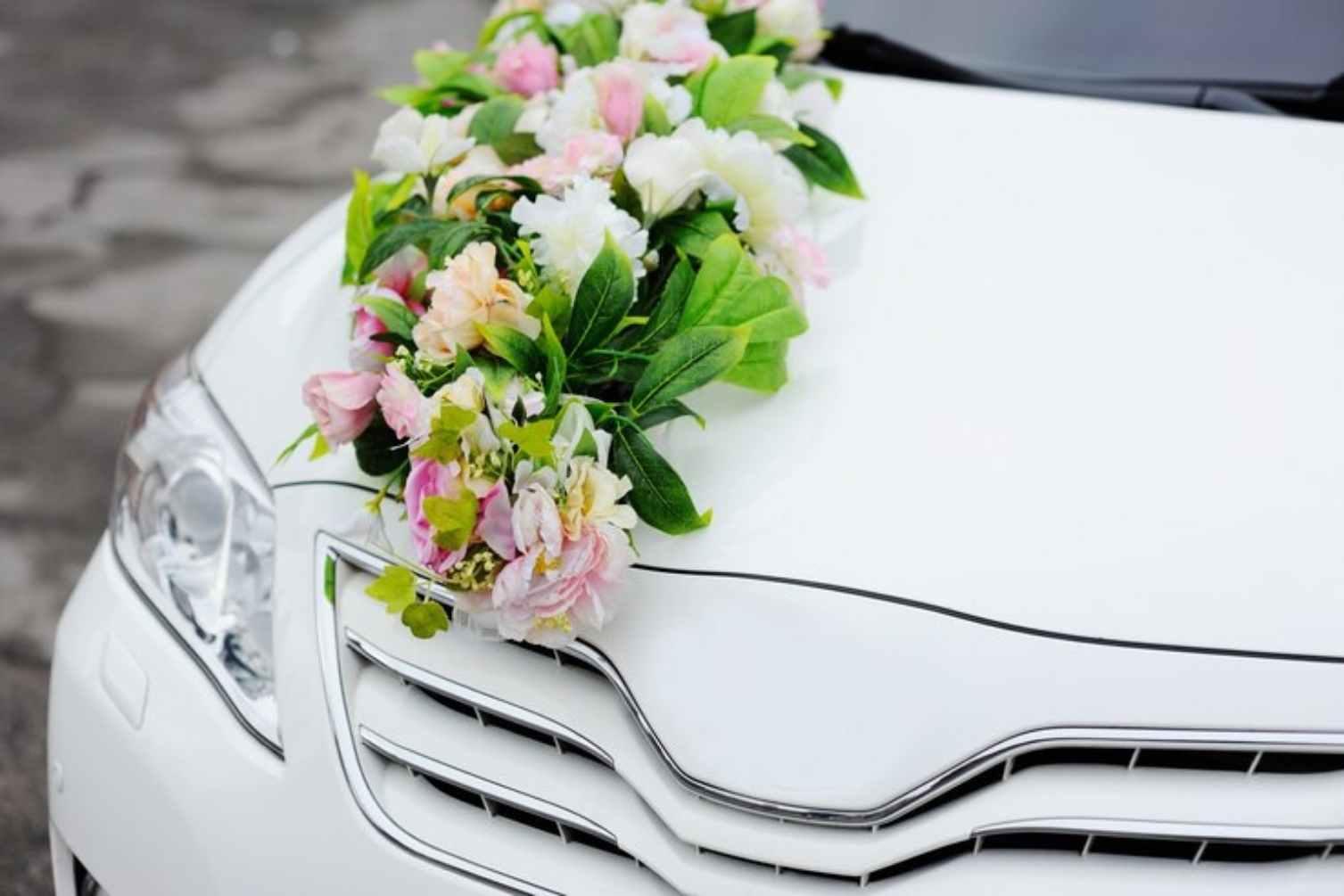 08 Jadikan Momen Pernikahan makin meriah dengan kehadiran mobil pengantin (1).jpg