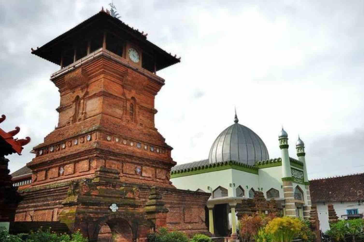 Masjid Menara Kudus, Lokasi Yang Selalu Ramai Peziarah Menjelang Ramadhan