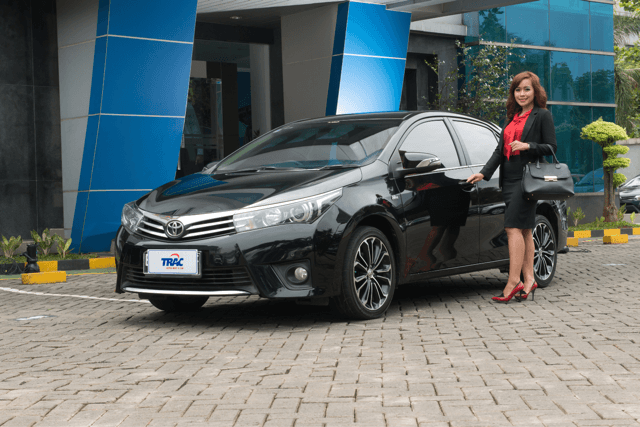 Keuntungan Rental Mobil Bulanan buat Transportasi Harian