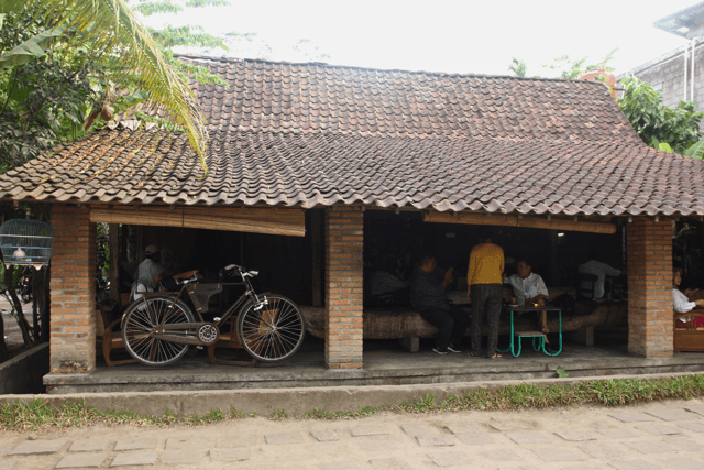 Fakta Tentang Kopi Klotok Jogja yang Pernah Dikunjungi Jokowi