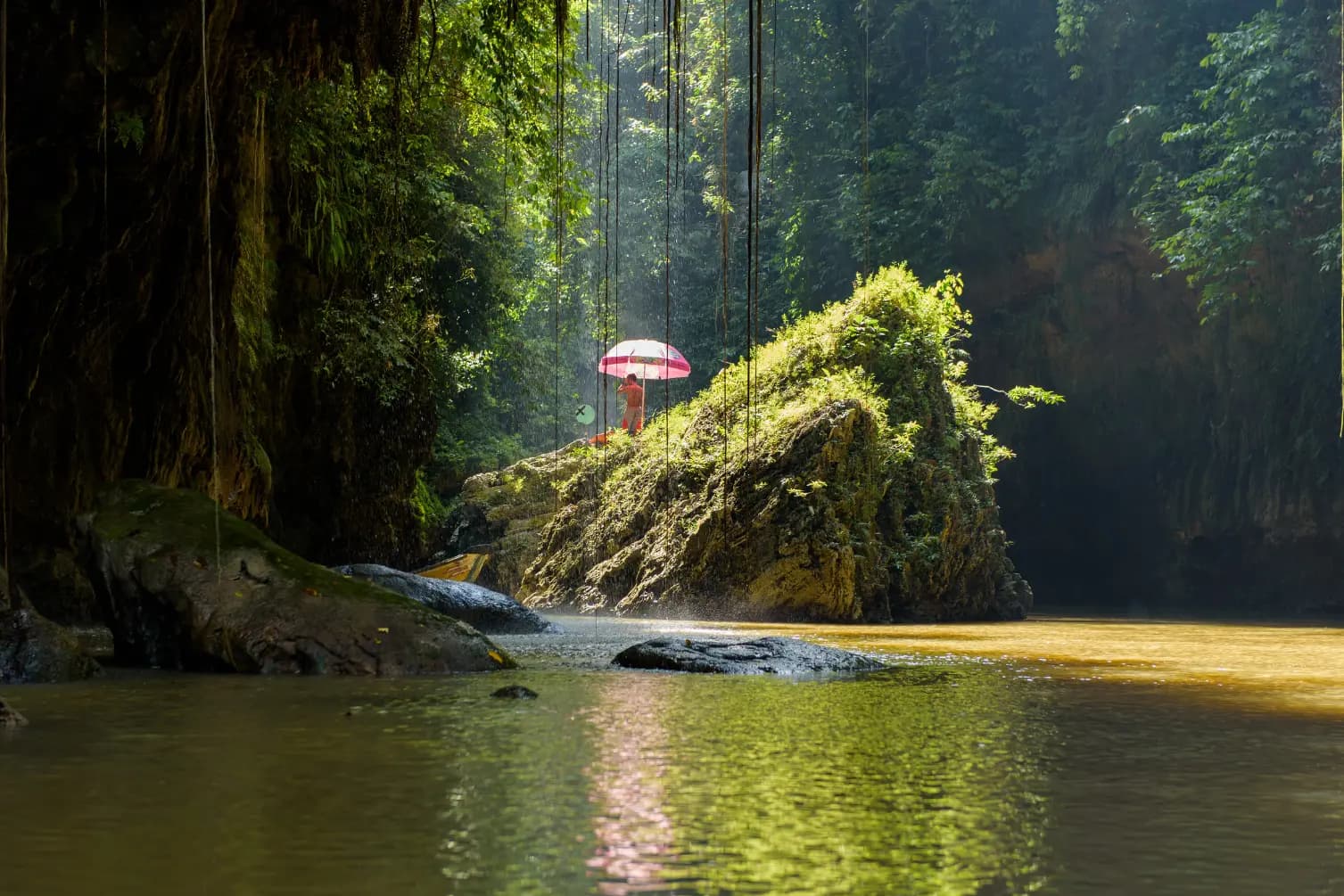 5 Destinasi Wisata Jalur Pansela yang Asik Dikunjungi saat Mudik