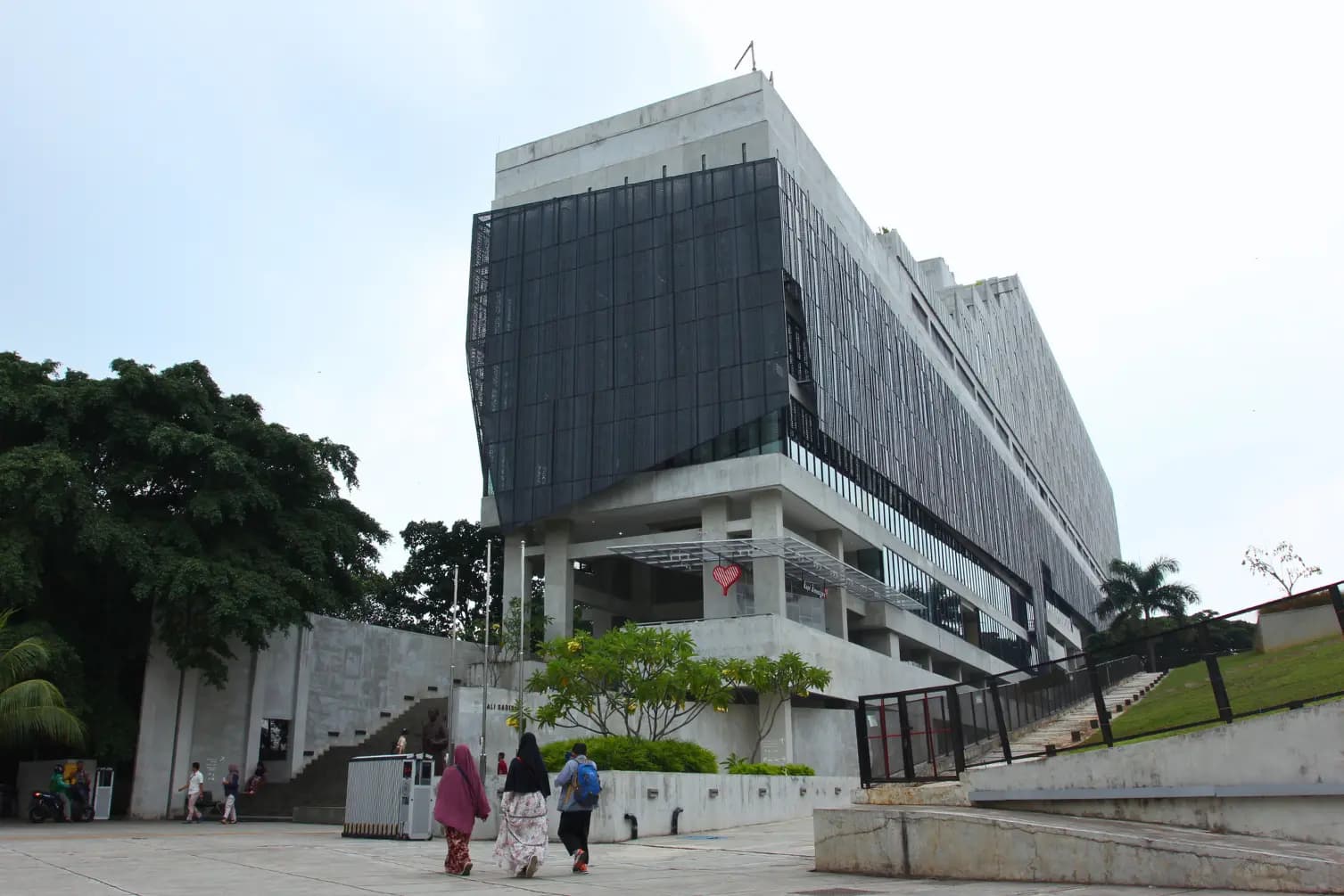 Perpustakaan Jakarta: Wisata Edukatif Masa Kini