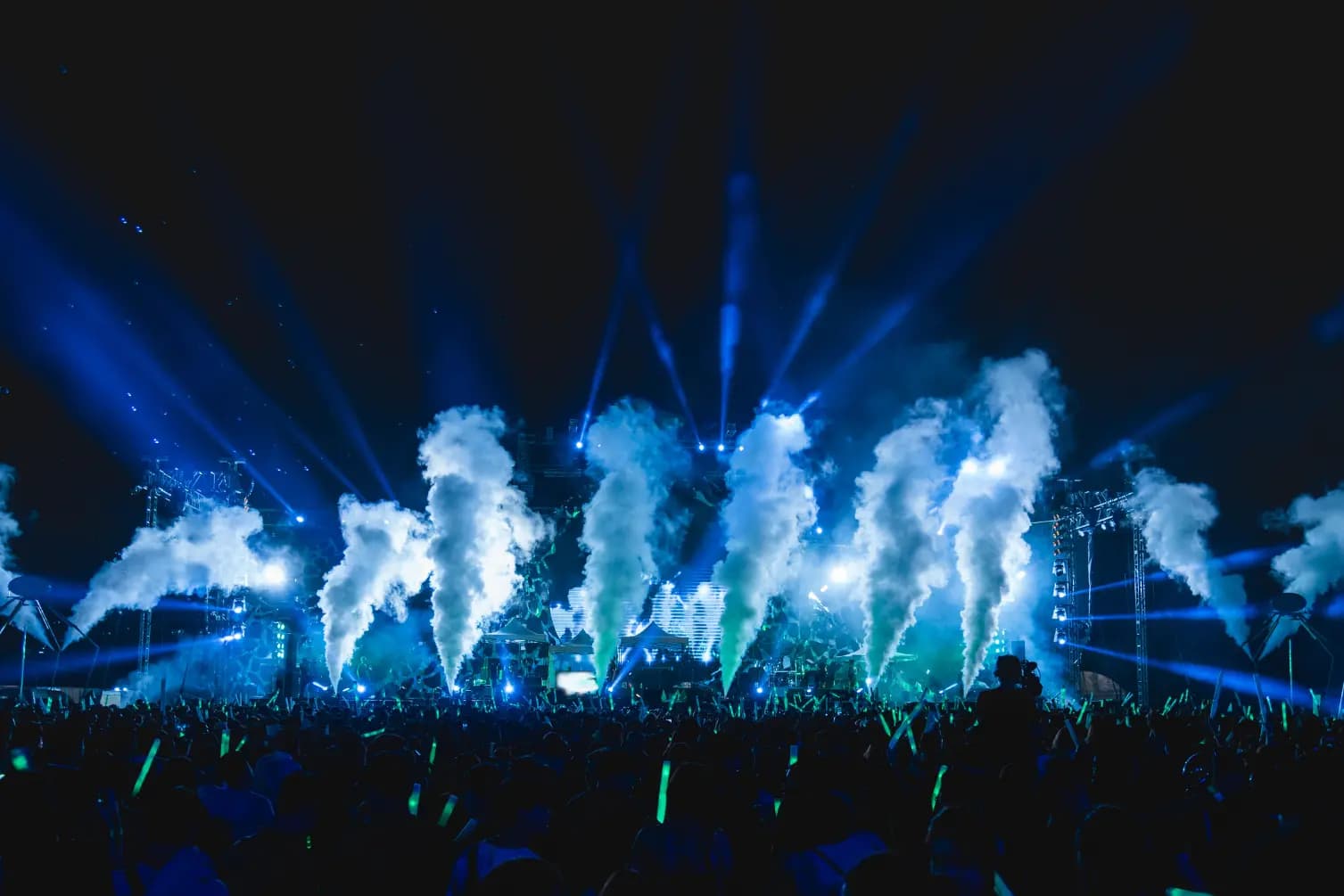 Jadwal Konser & Event Juli 2025: G-Dragon hingga GIIAS