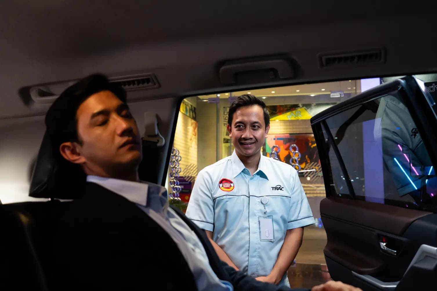 Tips Memilih Rental Mobil Untuk Perjalanan Dinas ke Luar Kota
