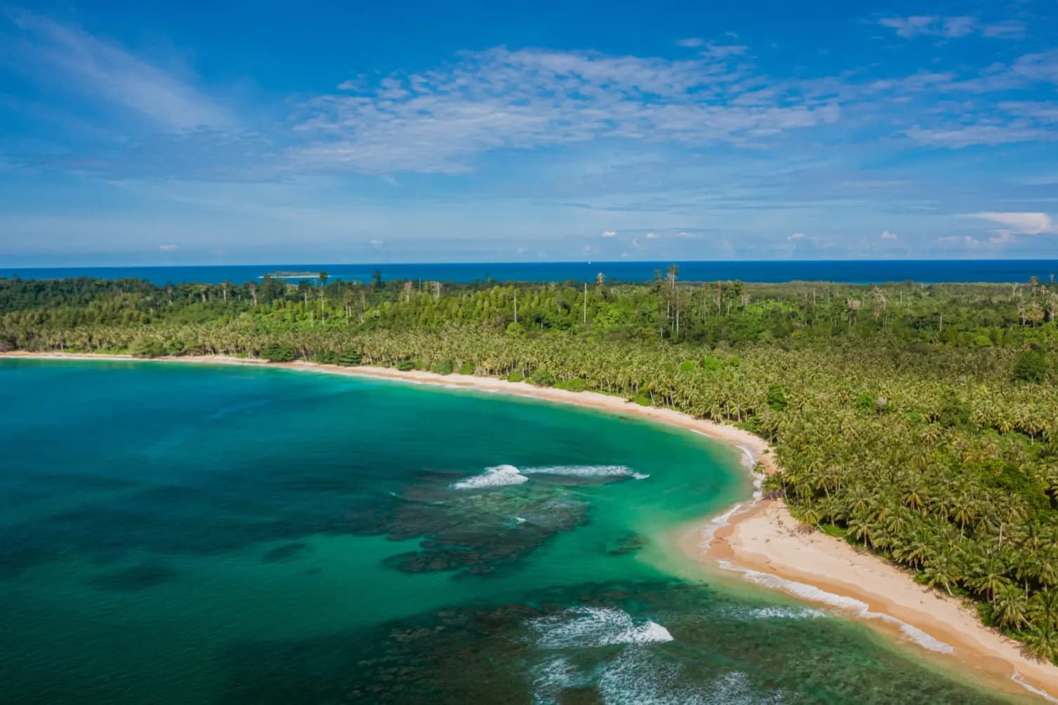 Pesona Wisata Morotai, Surga Kecil di Maluku Utara