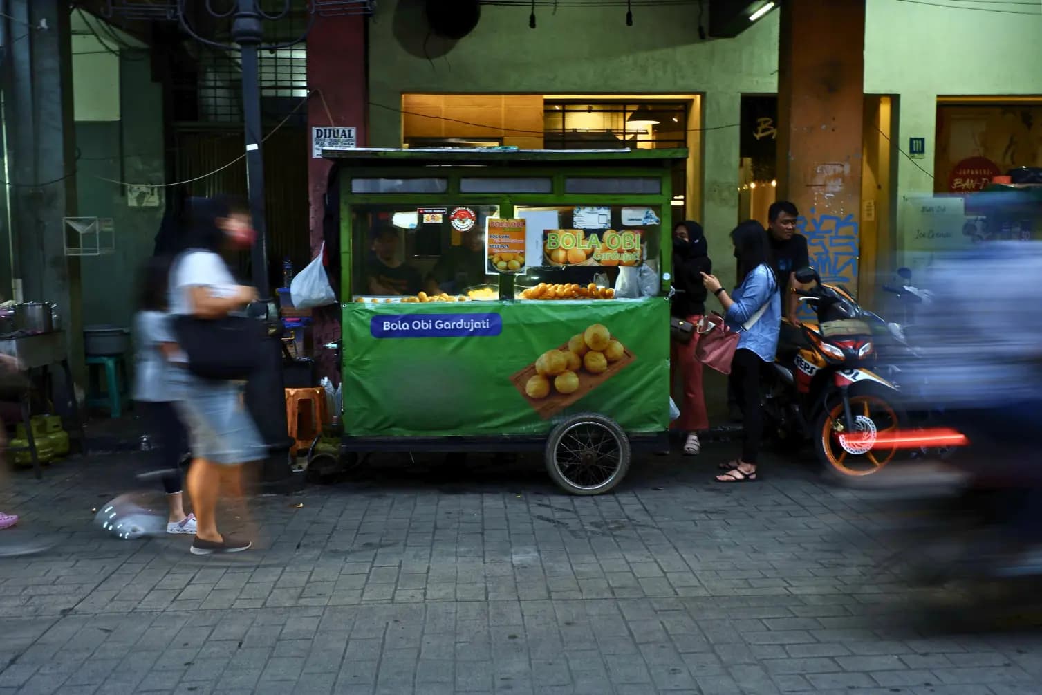 Rekomendasi Street Food Bandung yang Cocok untuk Kuliner Malam