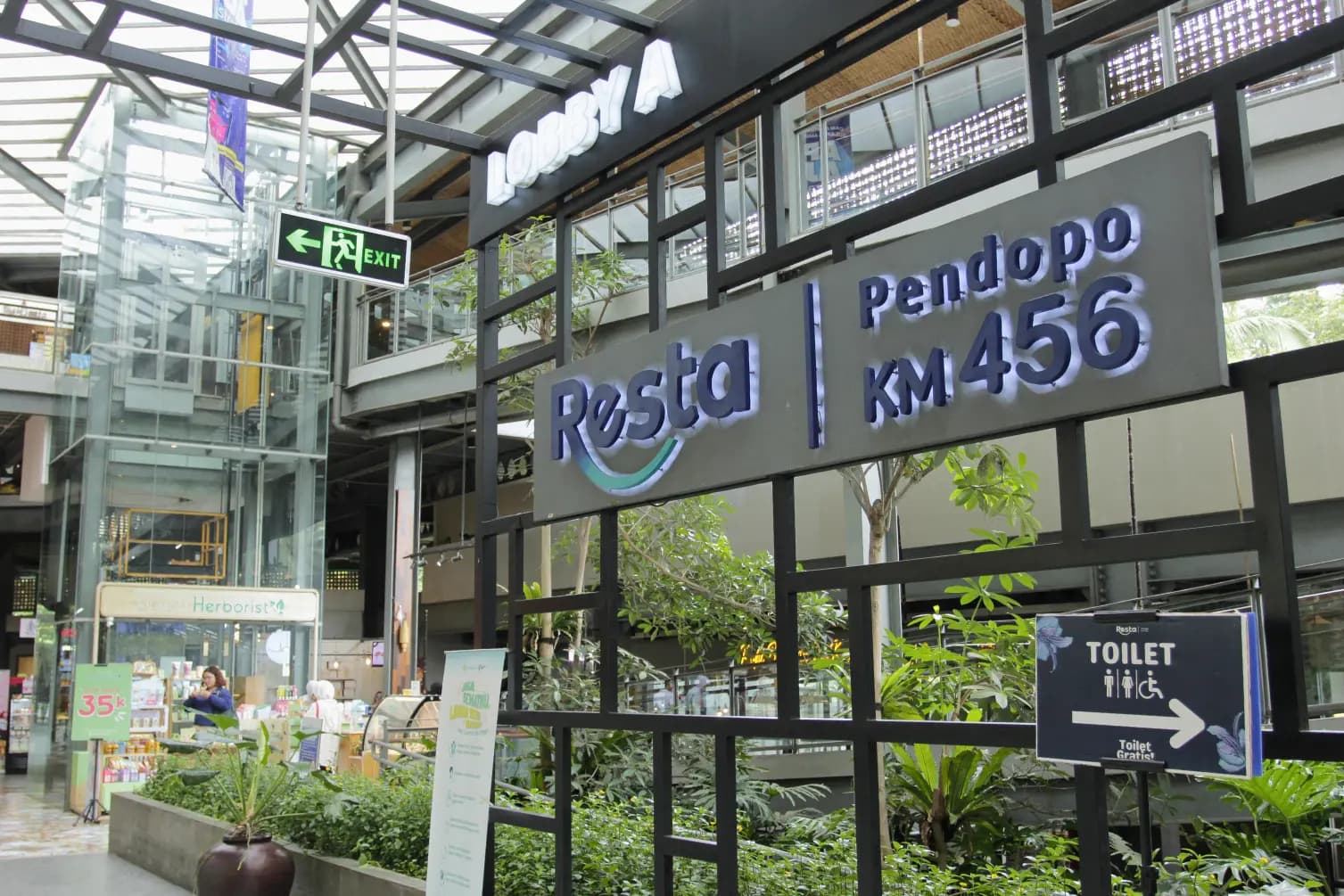 Resta Pendopo KM 456: Rest Area Paling Mewah di Tol Trans Jawa