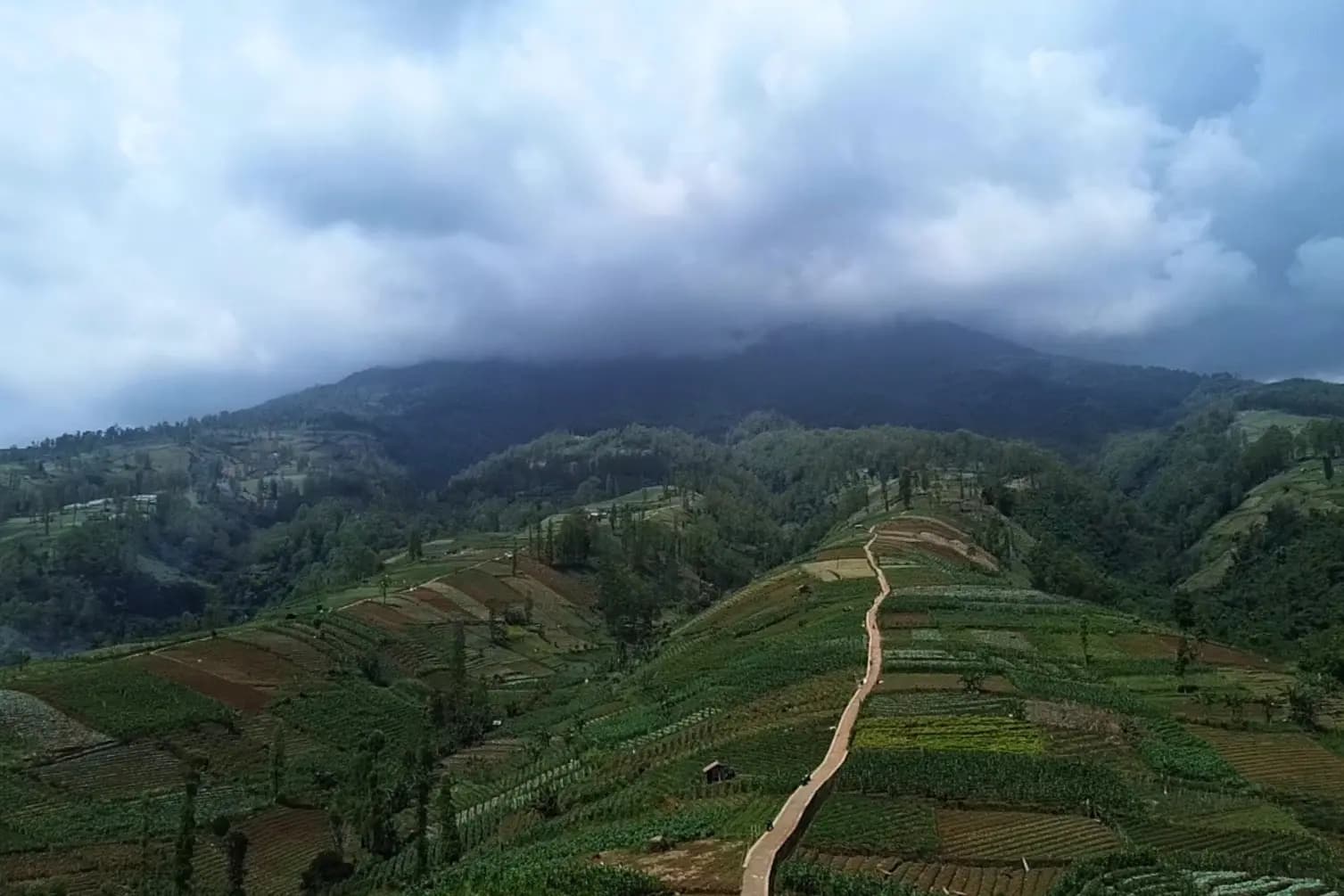 Rekomendasi Destinasi Wisata Paling Hits di Garut