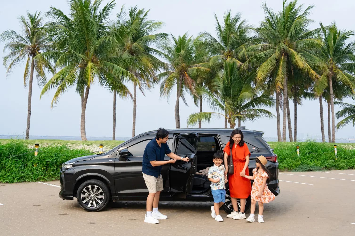 Tiba-tiba Mau Liburan? Sewa Mobil Instan dengan Pick Up Now TRACtoGo