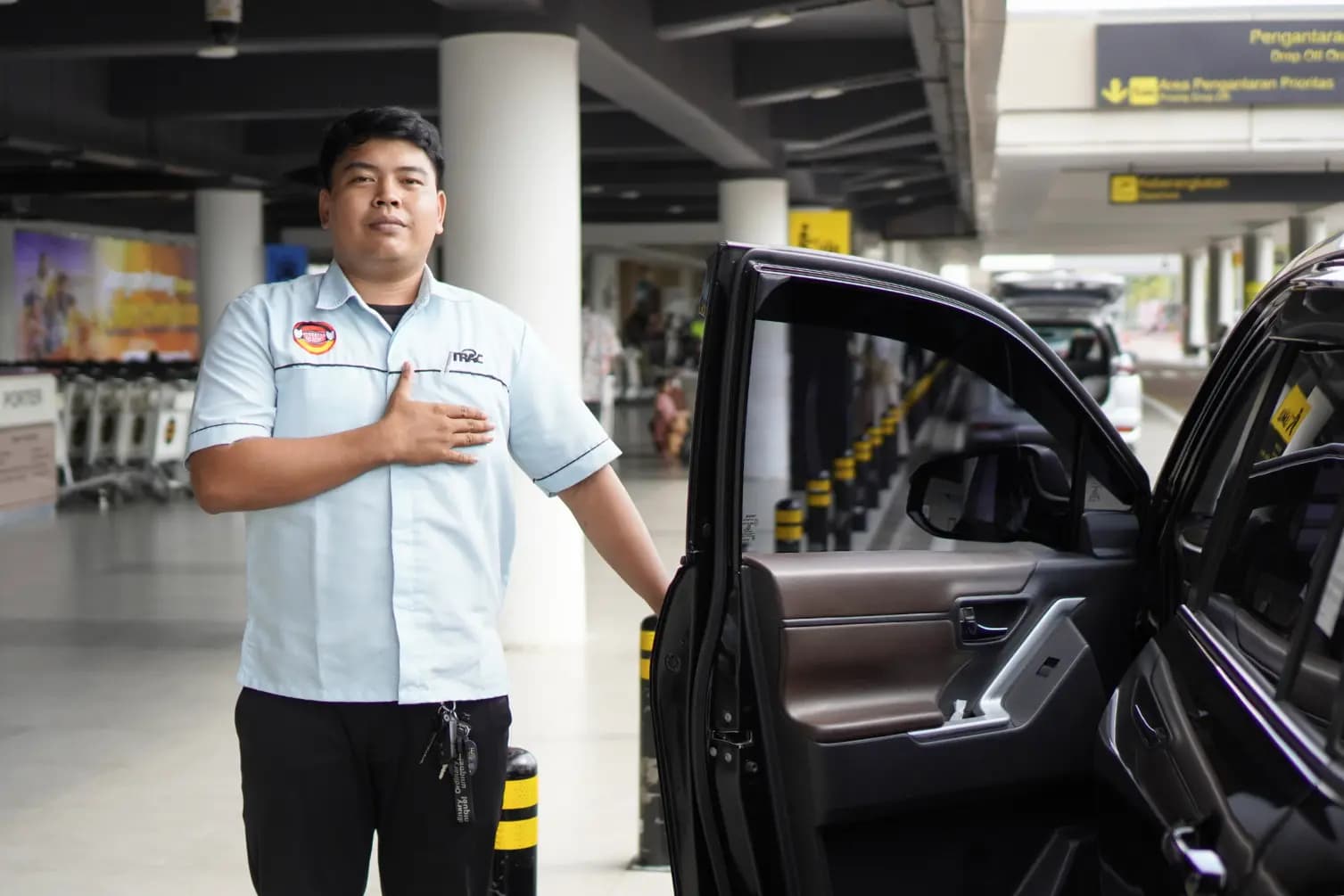 5 Keuntungan Rental Mobil dengan Pengemudi saat di Luar Kota