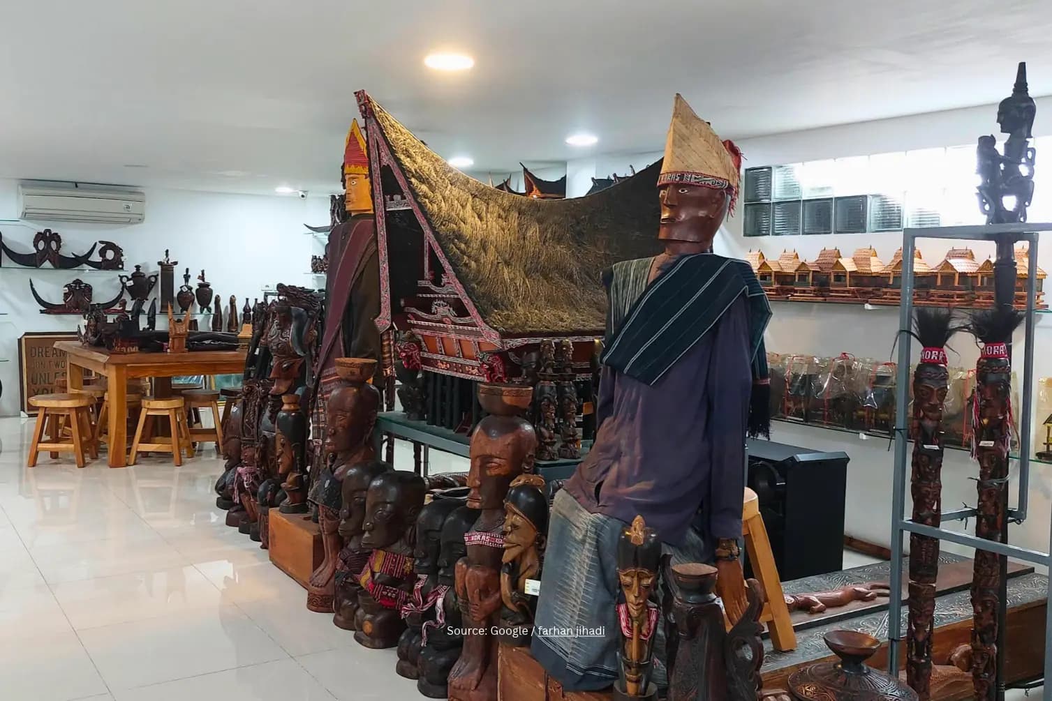 7 Tempat Belanja Oleh-Oleh khas Medan yang Lengkap